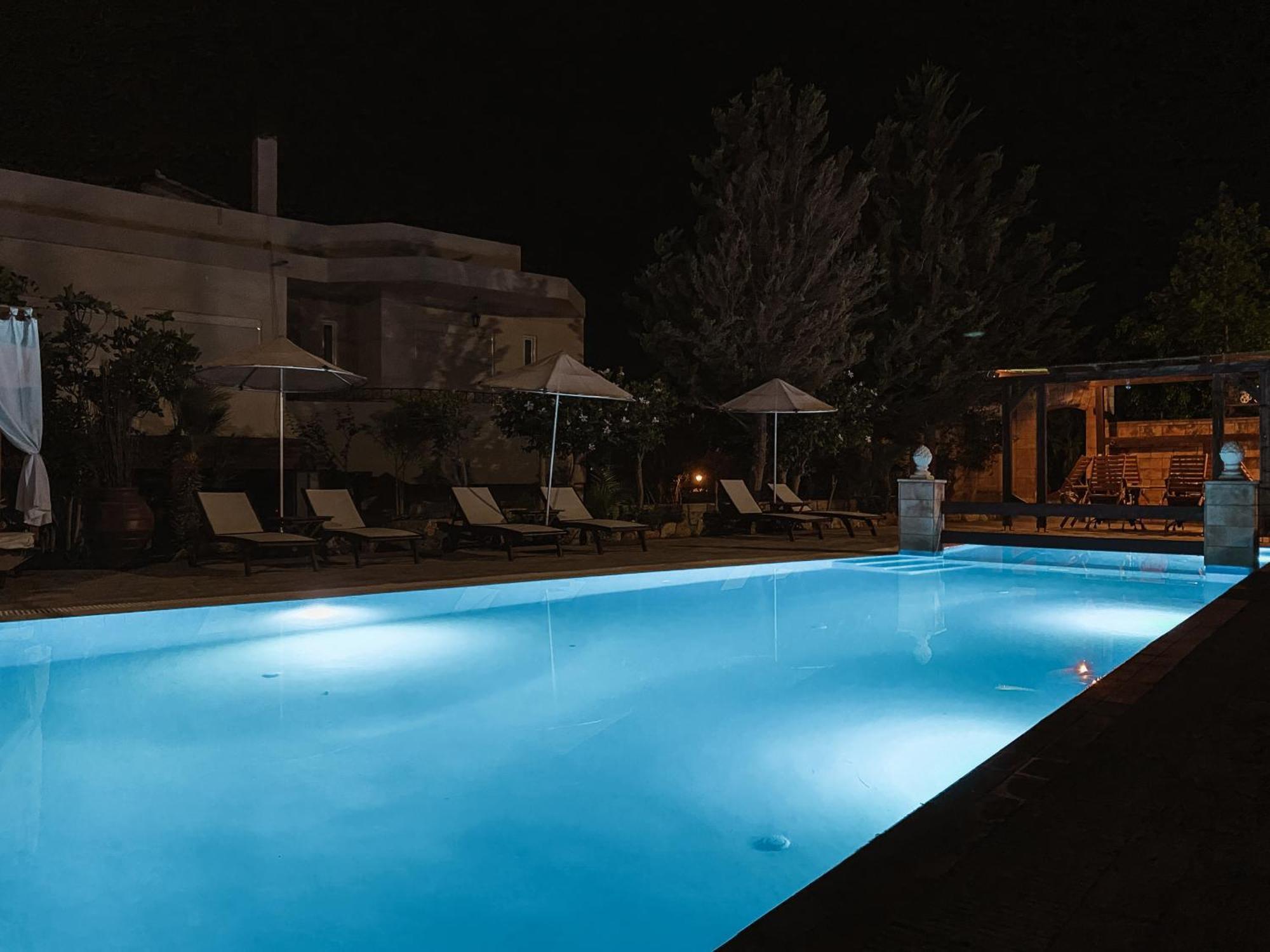 Theonia Villas Pefki المظهر الخارجي الصورة